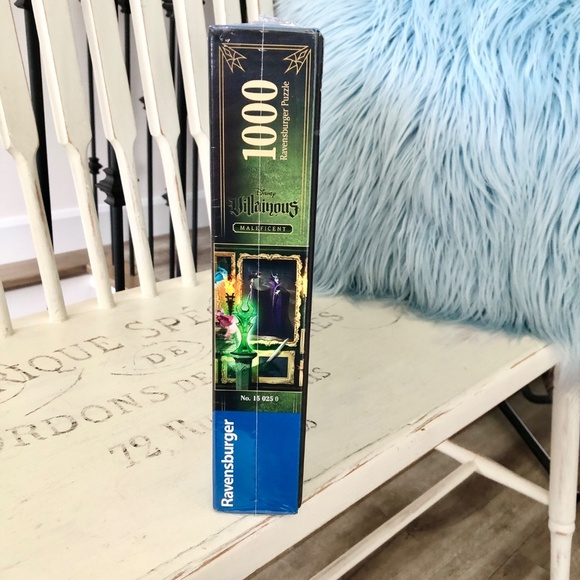 Disney, Villainous, Ravensburger Puzzle, Maleficent, 1000 Pieces, NWT, Sealed - Picture 4 of 6